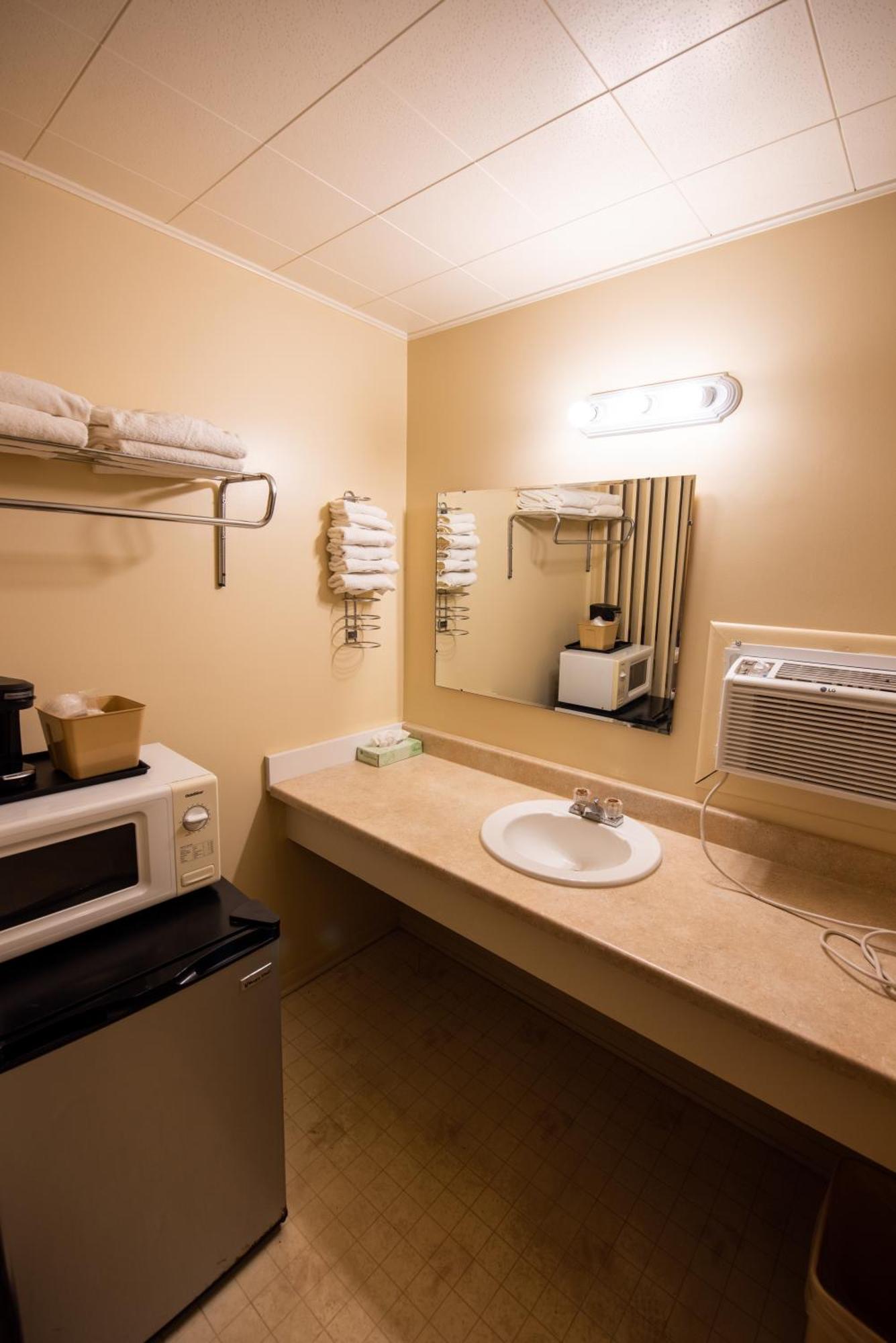 North Winds Motel Mackinaw City Esterno foto